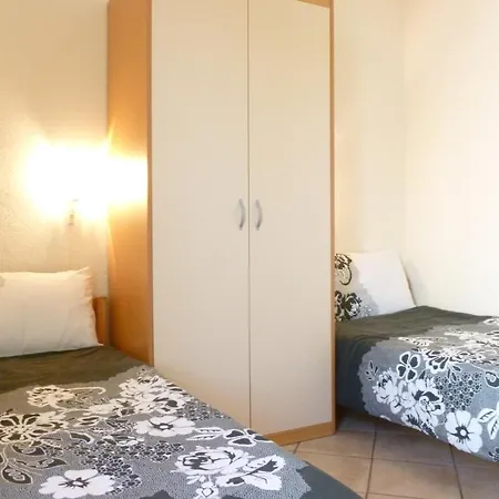 Luna Apartments Trogir Exterior photo
